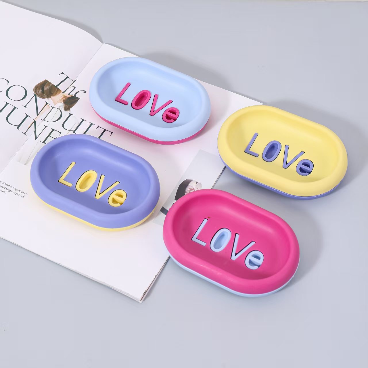 6815-1 English Letter Soap Box