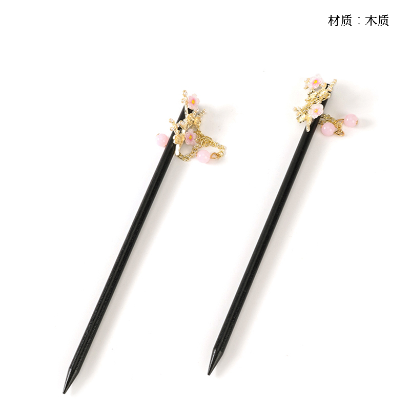 Wooden Cherry Blossom Tassel Hairpin