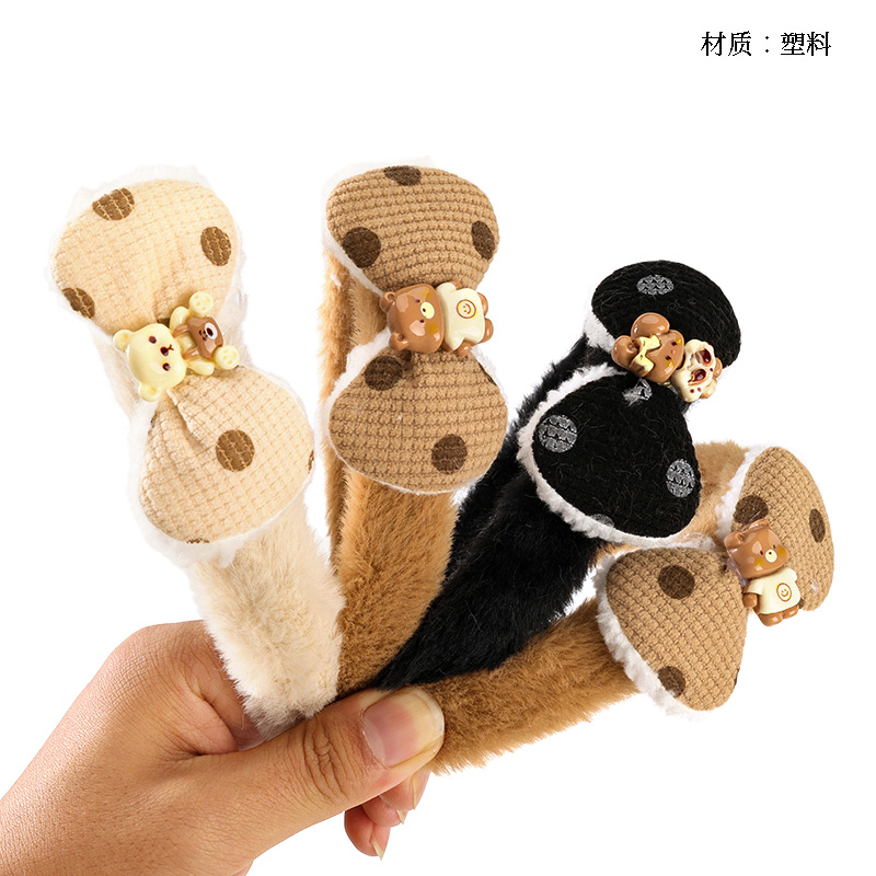 Curry Cartoon Bow Tie Accessories Plush Head Buckle