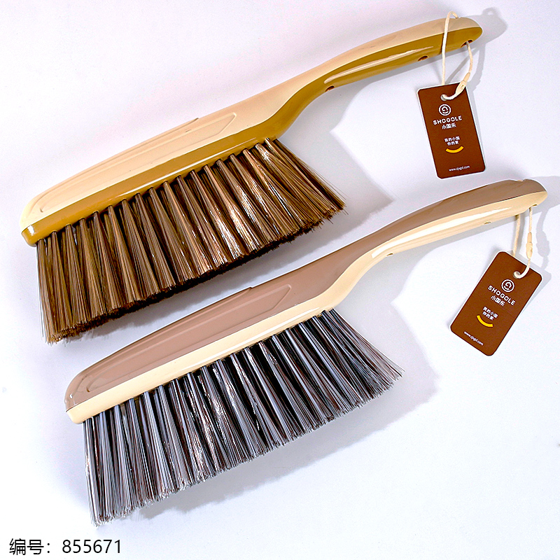 2660 Little Dolphin Bed Brush (1 x 20)