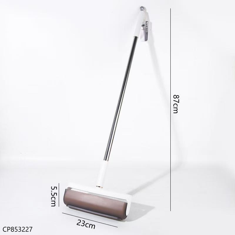 9209 Long Handle Lint Roller