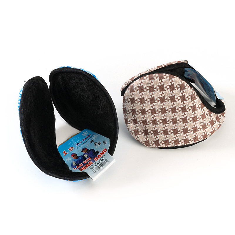 Plush print earmuffs