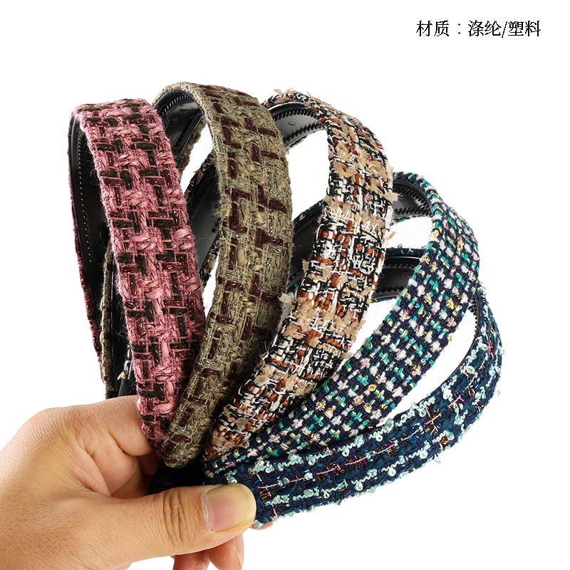 New Simple Small Fragrant Style Head Buckle