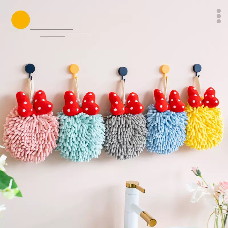 KLW-7 Bow Round Towel