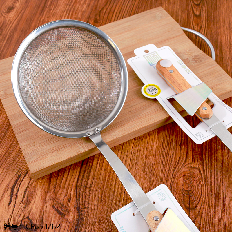 931 Double-Nail Wood Handle Strainer (16cm) 1 x 12
