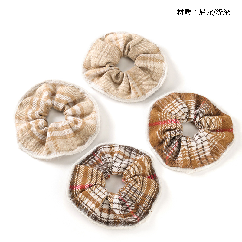 Boxed striped flannelette raw edge large intestine ring