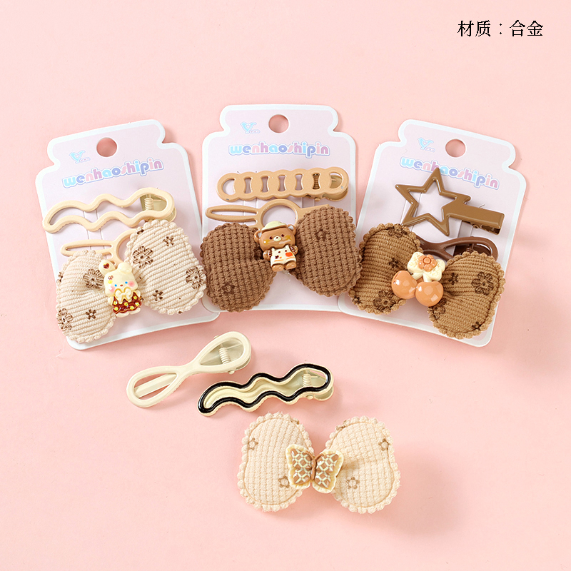 Boxed cartoon bow tie accessories duck clip suit