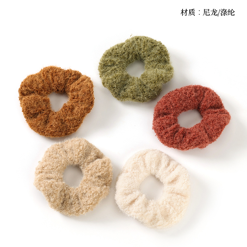 Boxed Milk Tea Color Fluff Large Intestinal Circle (Random)