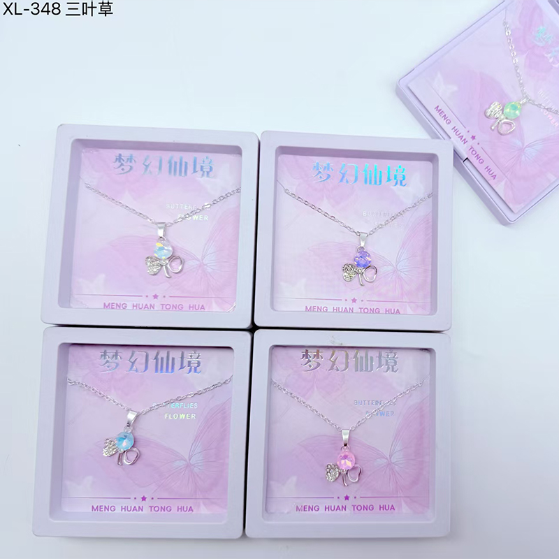 XL-348 colored zircon clover necklace