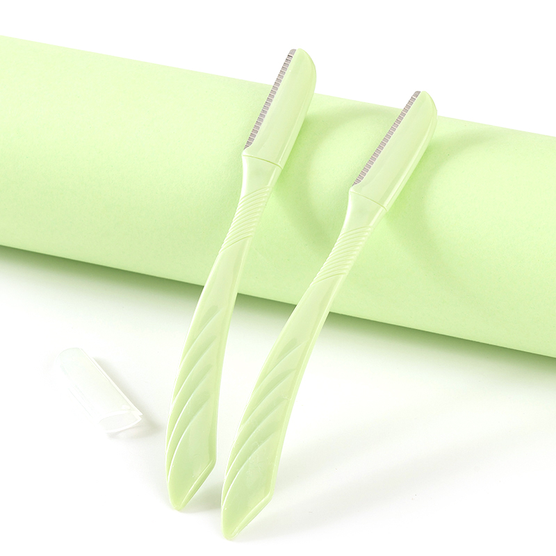 Xinyu Yan Two New Eyebrow Knife