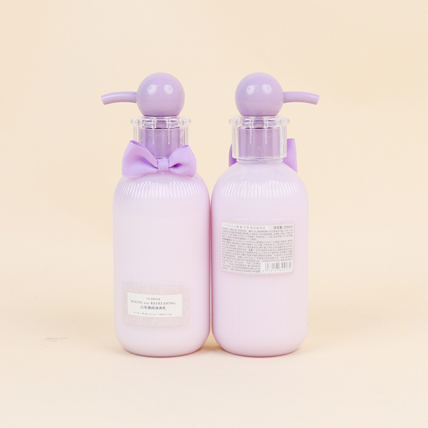 4175 White Tea Qingrun Body Milk (Chen) - Gambar 3