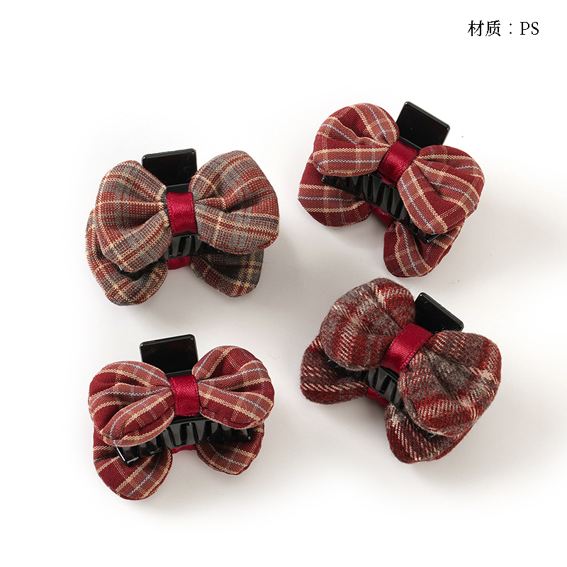 Boxed New Plaid Bow-tie Claw