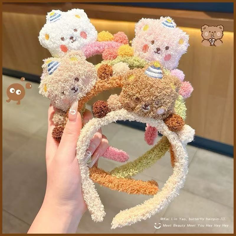 New cake bear plush buckle