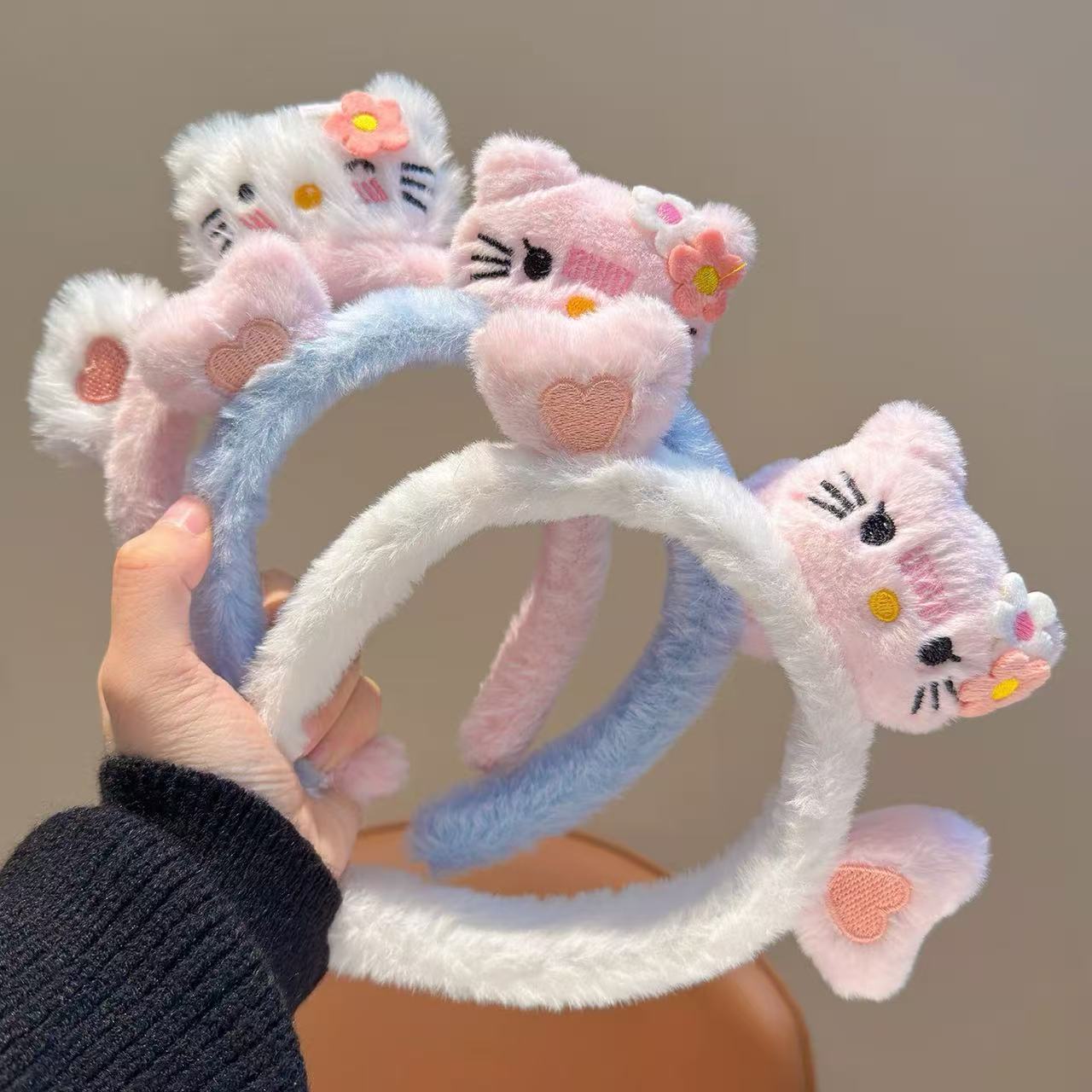 Love KT Cat Plush Head Buckle