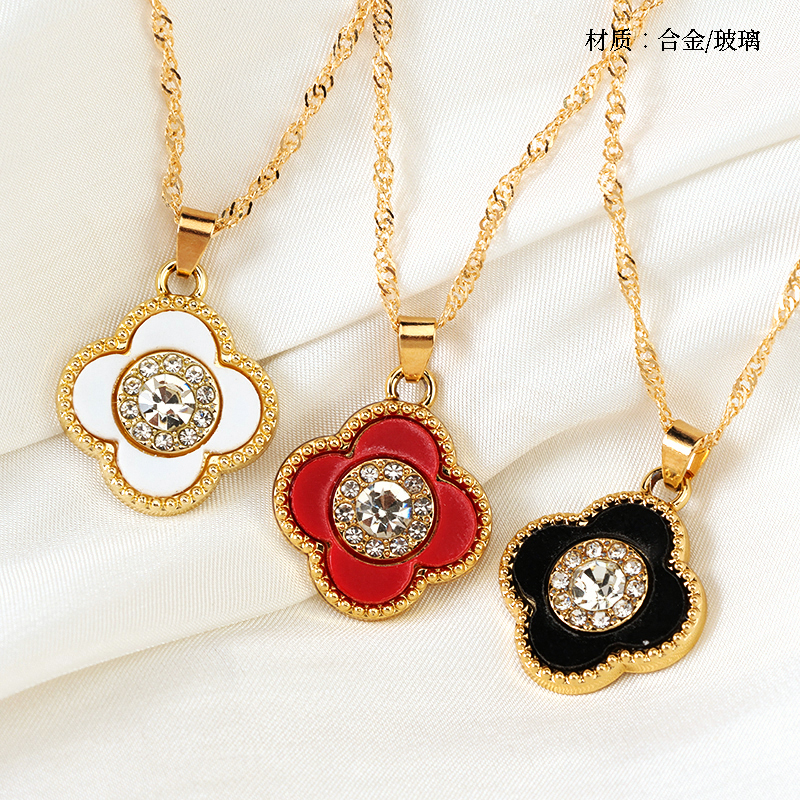 New Zircon Lucky Grass Necklace