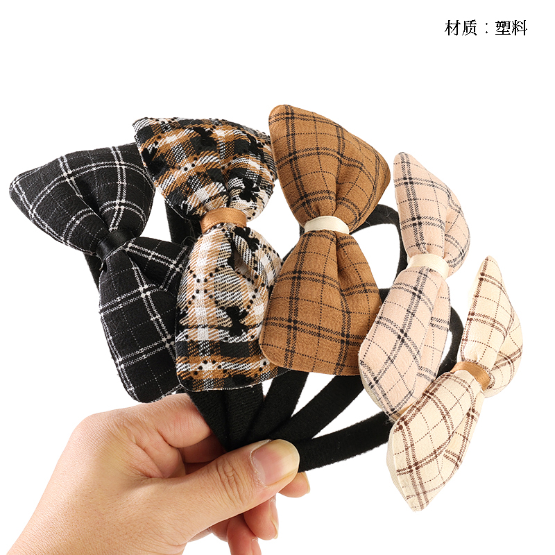 Boxed new plaid bow tie buckle