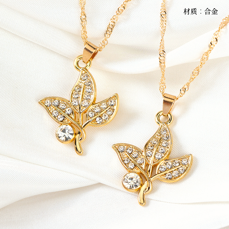 New fashion rhinestone leaves necklace