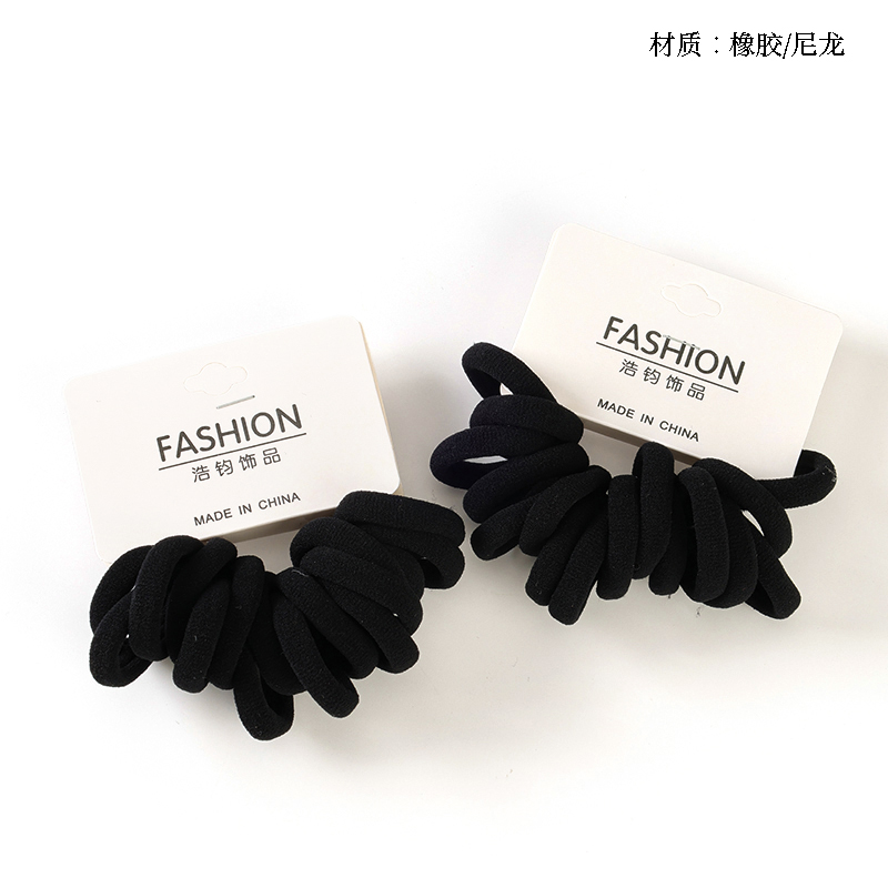 Sixteen black elevator cotton rubber bands (small circle)