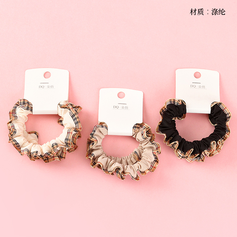 Two vintage check lace small intestine rings