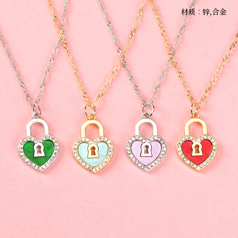 Color diamond love lock water ripple necklace