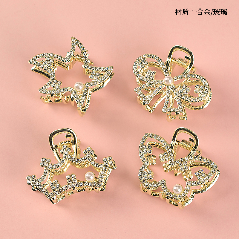 Boxed pearl rhinestone shape small claw