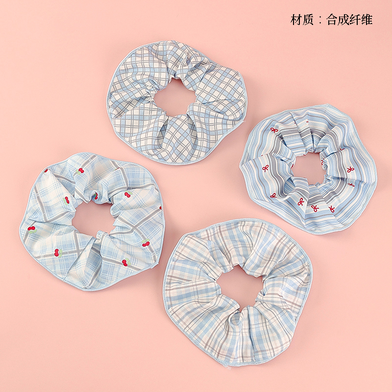 Blue Plaid Large Intestinal Circle