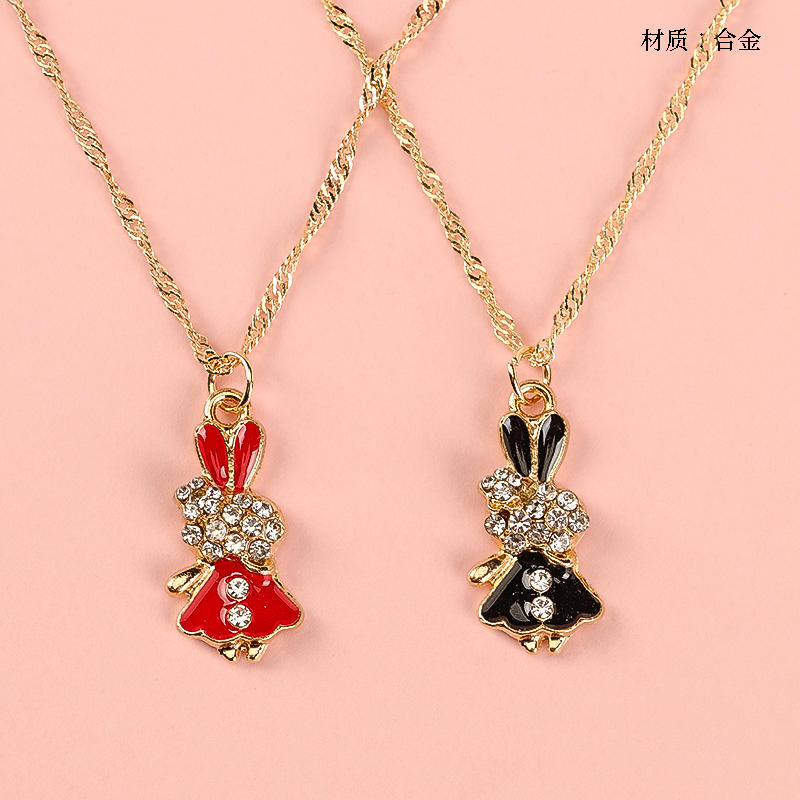 Drip Point Drill Rabbit Necklace