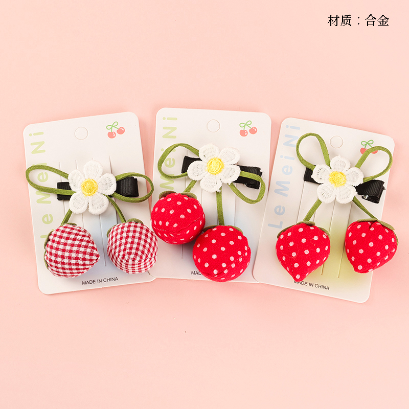 Boxed New Style Strawberry Duck Clip with Bow Ties