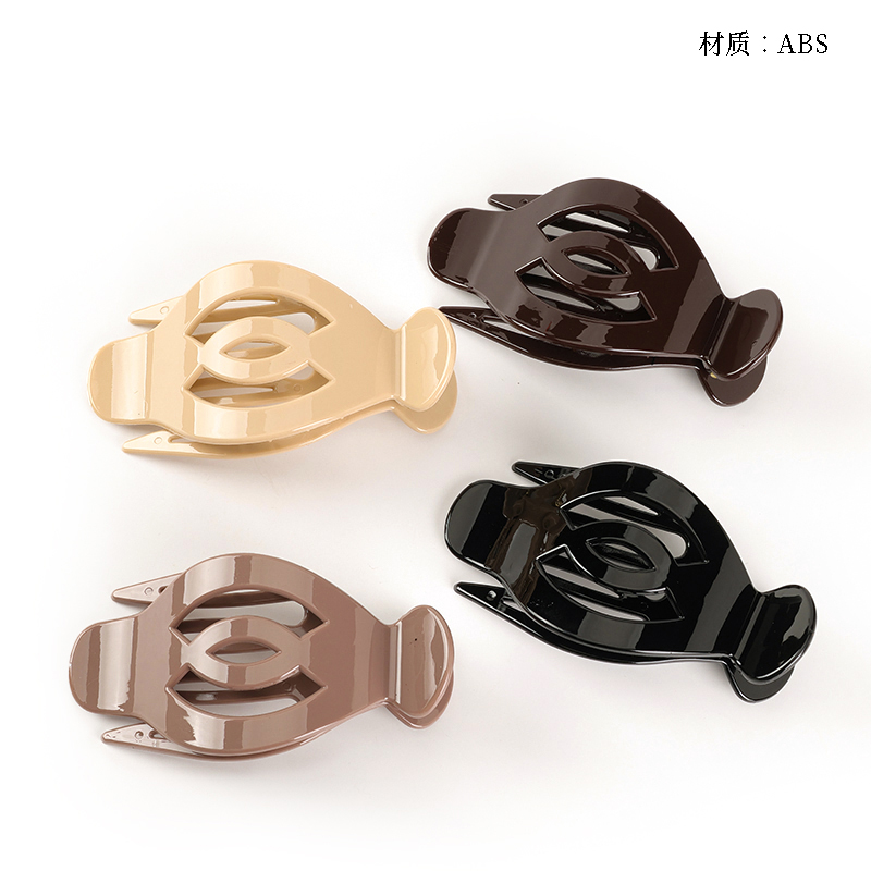 Milk color simple large duck clip