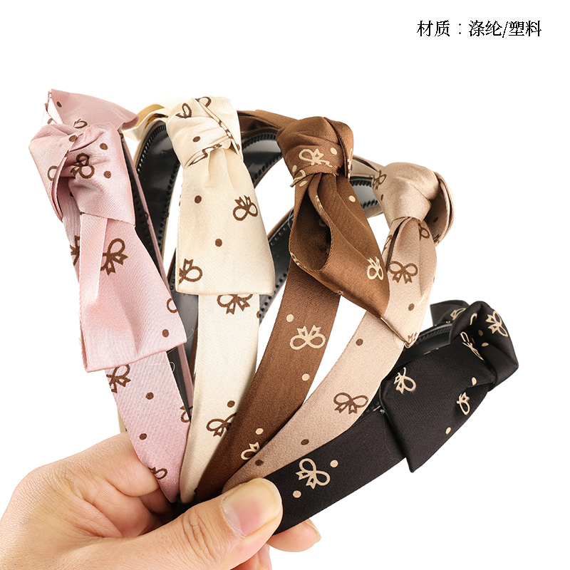 Simple printed bow tie buckle