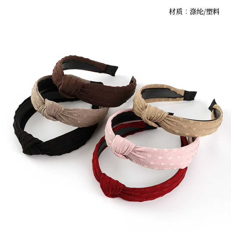 New monochrome knitted knotted head buckle