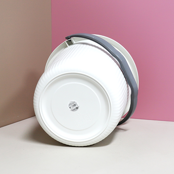 PP Fashionable Water Bucket 09070009