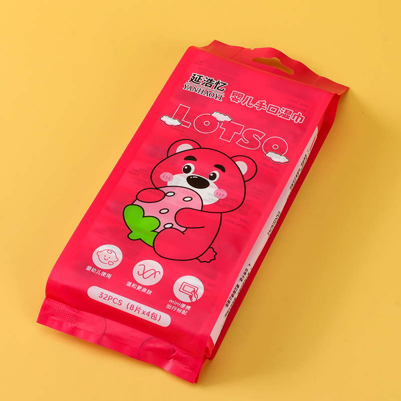 Strawberry Bear 4-Pack Wet Wipes