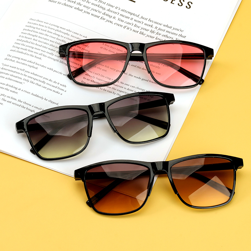 Sunglasses 3061400098