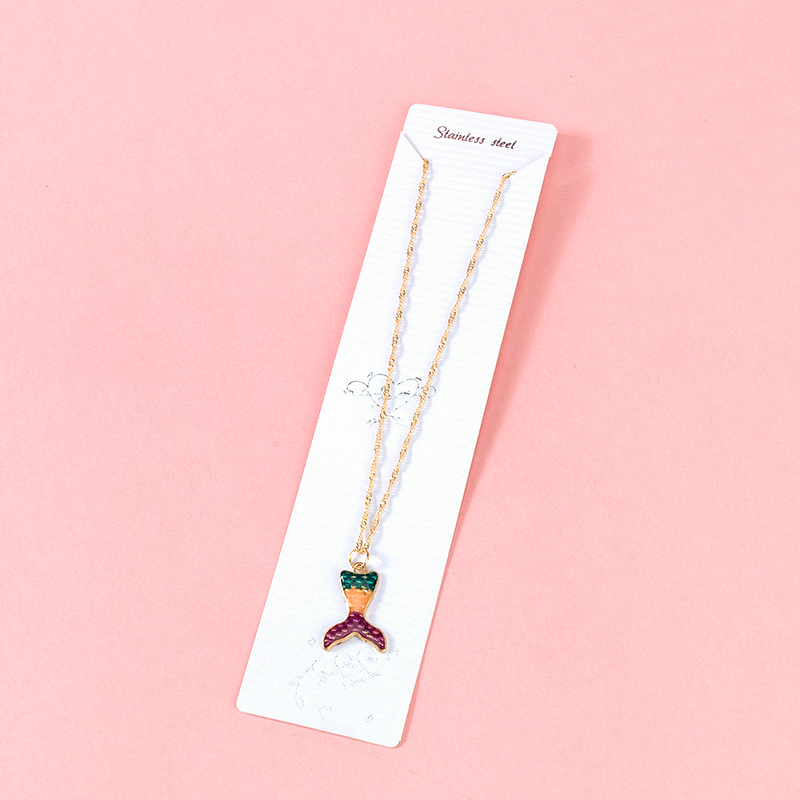 Fish Tail Contrast Necklace