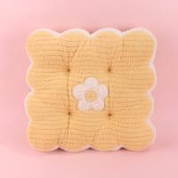 梅花方形坐垫 3