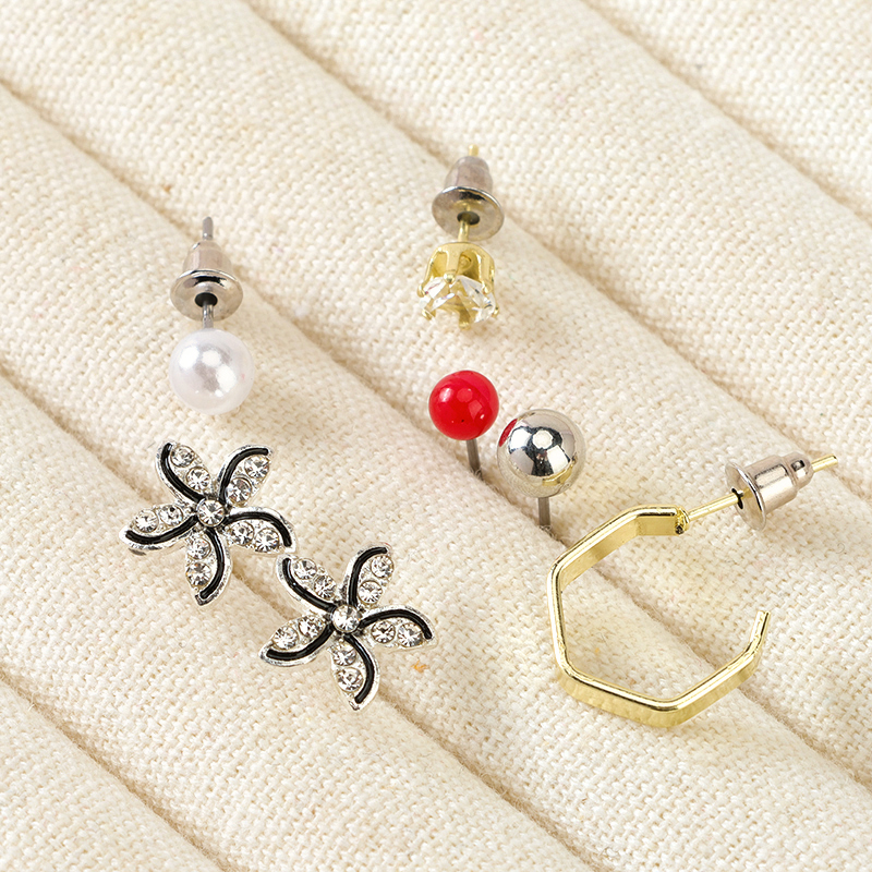 6 Pairs Rhinestone Pearl Ear Studs