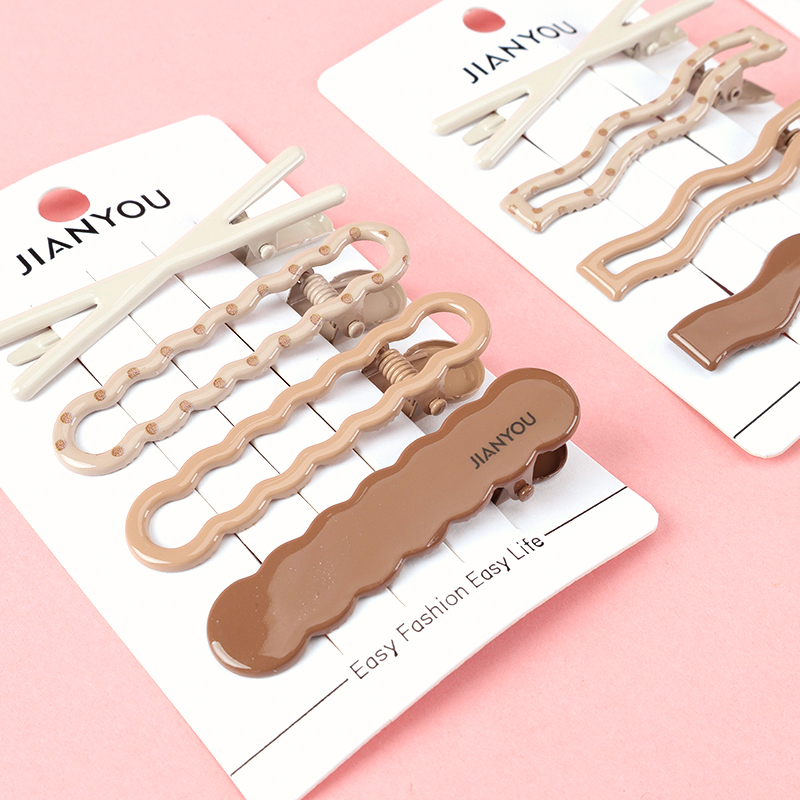 Letter Duckbill Hair Clip