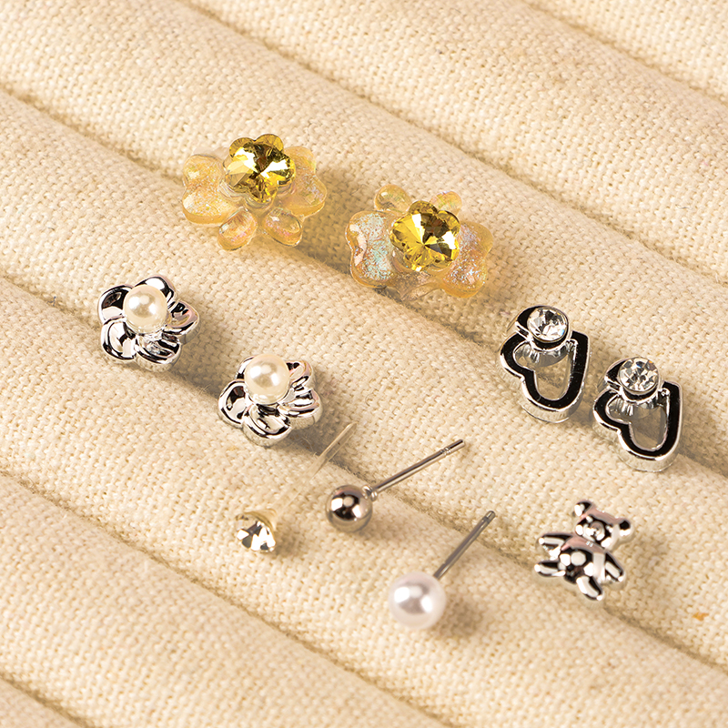 7 Pairs Colored Diamond Ear Studs