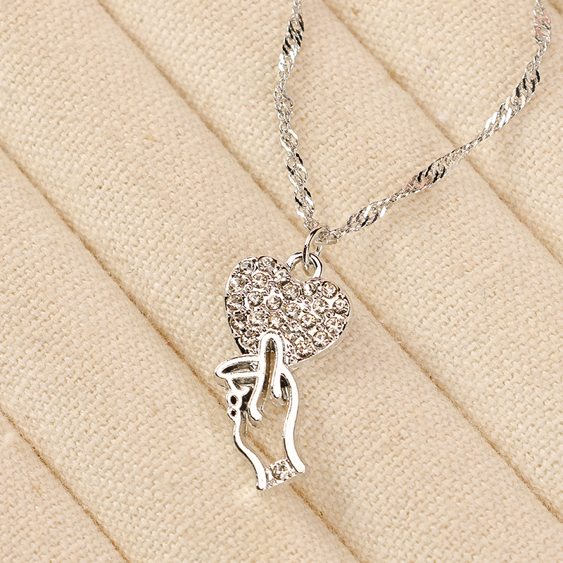 Diamond Heart Wave Necklace