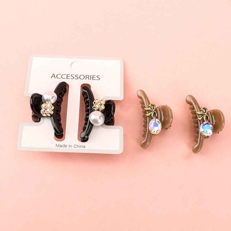 Rhinestone Small Hair Claw Clip 4011900369