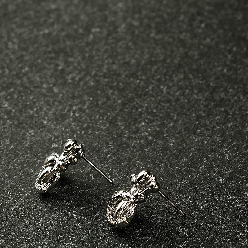 Exquisite Balloon Dog Ear Studs