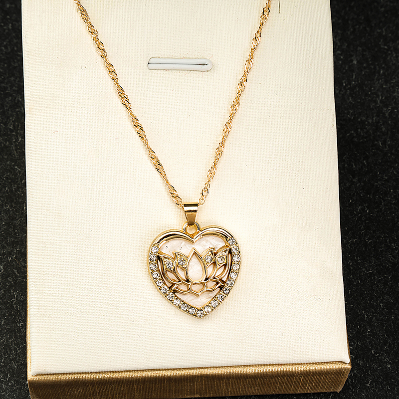 Hollow Lotus Rhinestone Necklace