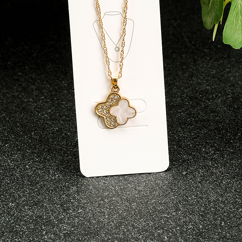 Rhinestone Plum Blossom Necklace