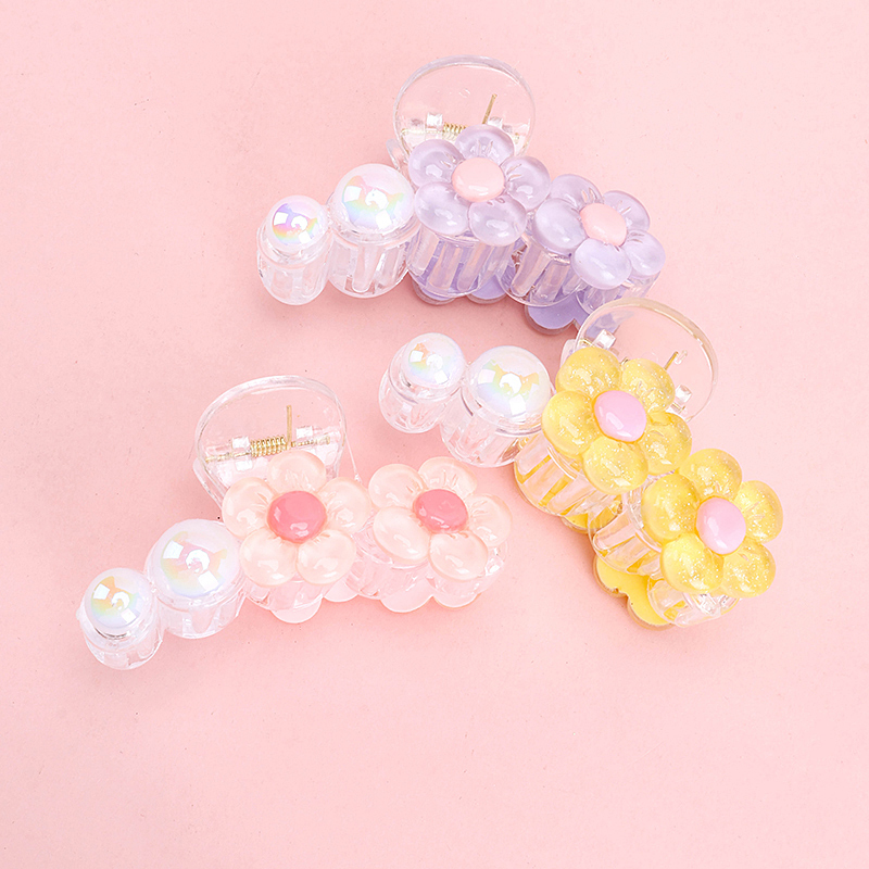 8 cm Pearl Flower Large Hair Claw Clip