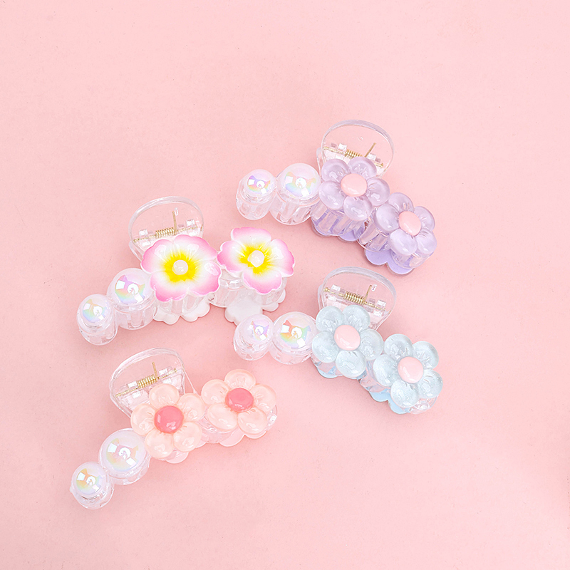 8 cm Pearl Flower Large Hair Claw Clip