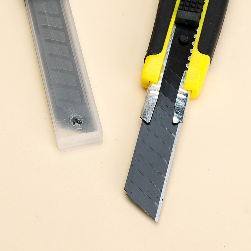 2863 3-in-1 Wallpaper Knife
