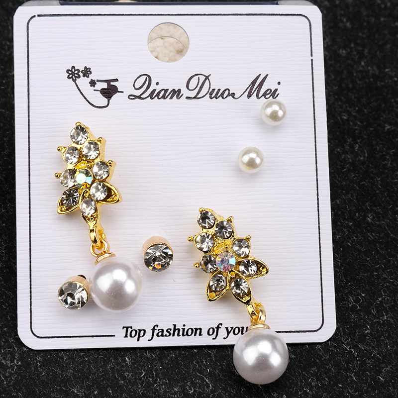 Diamond Leaf Pearl Ear Studs 3 Pair