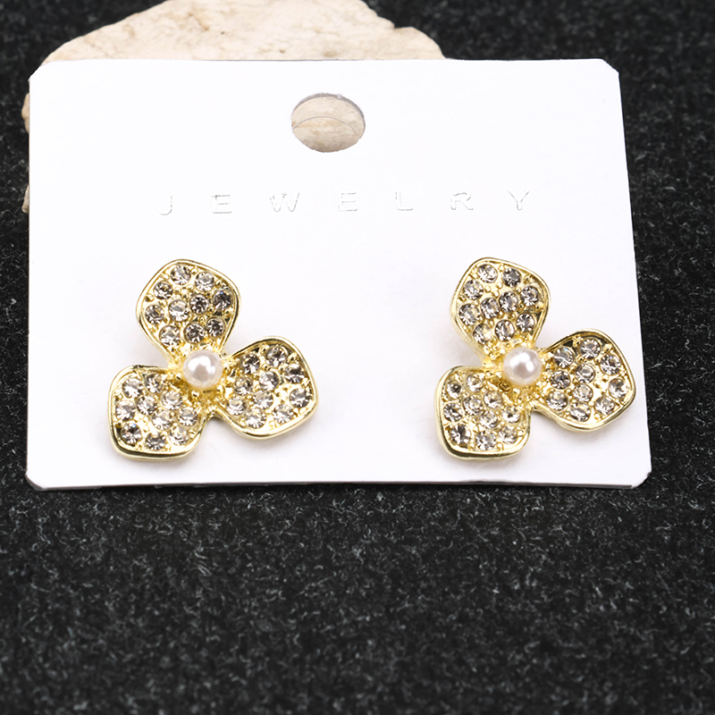 Full Diamond Pearl Clover Ear Studs