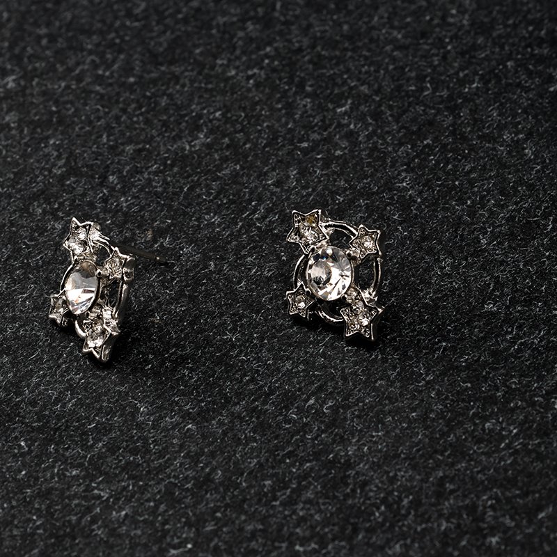 Dream Diamond Flower Ear Studs